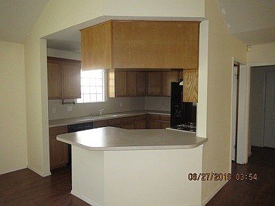 5th image of 4530 Southern Oak Ln