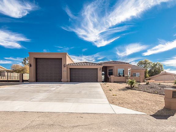 2nd image of 2542 Talisman Ln