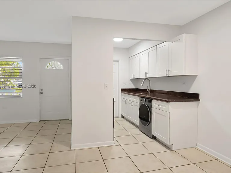 202 N K St #7 — Photo 5