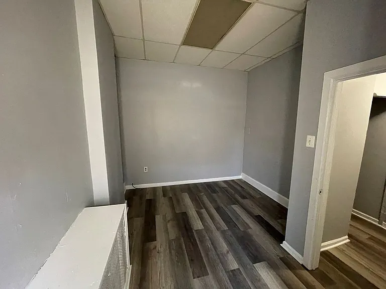 6005 Torresdale Ave — Photo 5