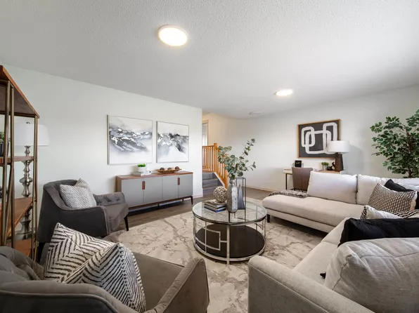 4811 152nd Ave NW, Edmonton, AB T5Y 3B8