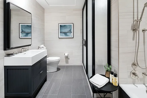 Rented by Extell Marketing Group LLC | media 33