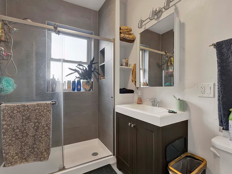 3226 W Potomac Ave #1R — Photo 10