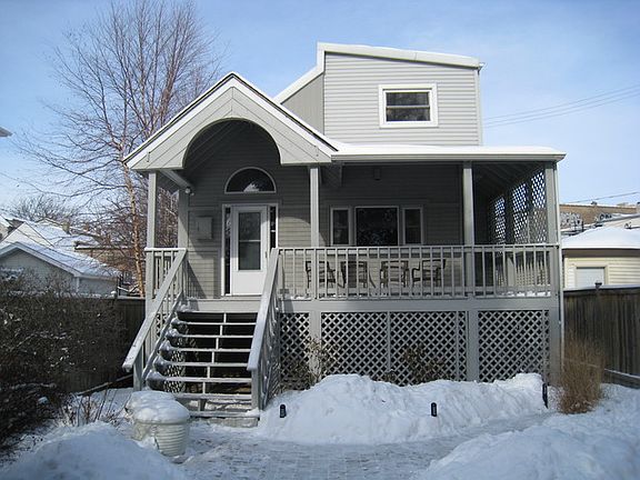 2nd image of 1738 W Newport Ave