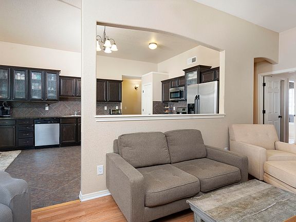 5th image of 12740 Destiny Ave