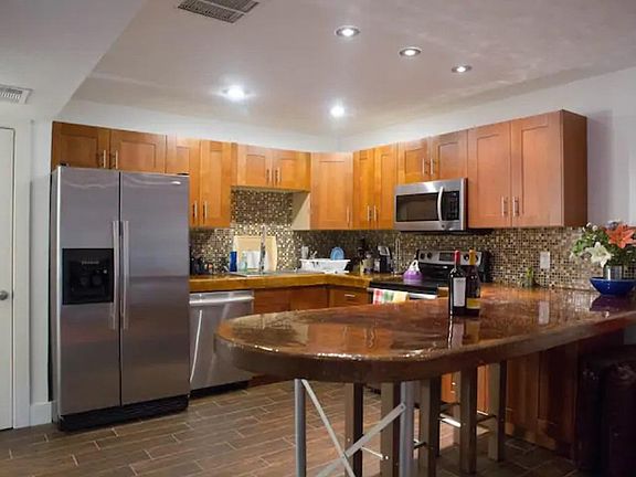 2nd image of 1104 Shoal Creek Blvd #14
