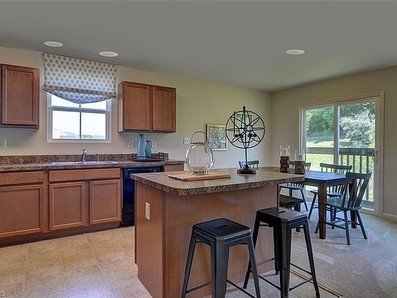 4th image of 7846 Chesterfield Dr