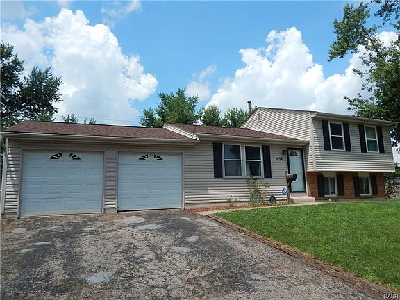3rd image of 1696 Gayhart St