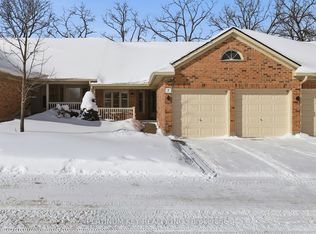 1331 Commissioners Rd W #7, London, ON N6K 1E2