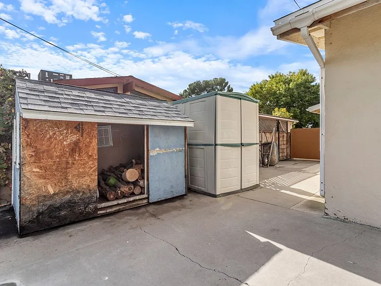27508 Vilna Ave — Photo 17