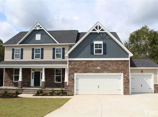 135 Sunbury Ct, Zebulon, NC 27597