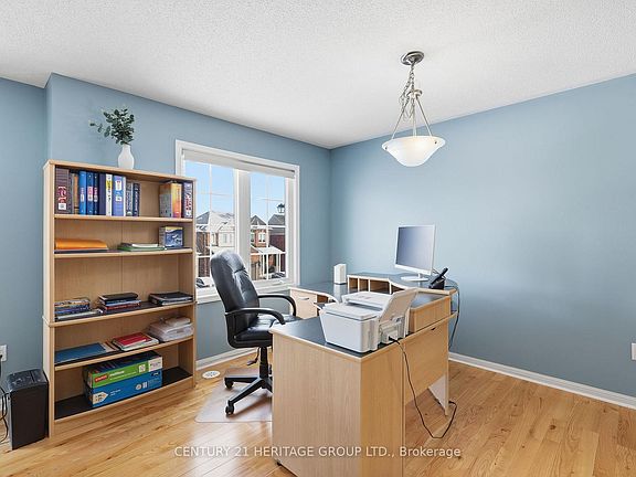 5th image of 40 Cliff Gunn Rd