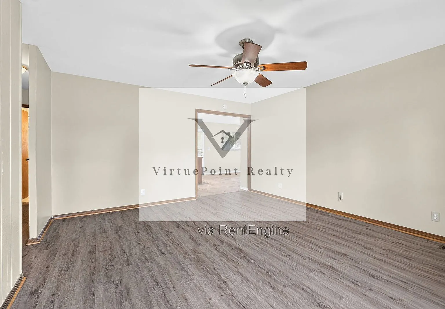 3 bed, 1.0 bath, 1055 sqft, $1,775 — Photo 4