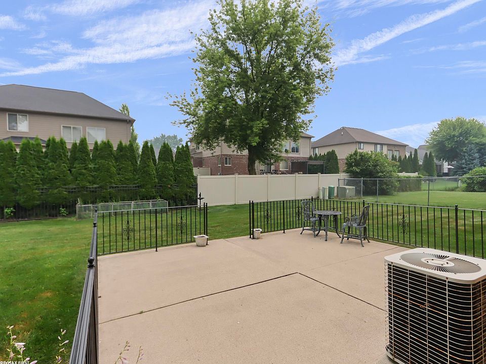 39328 Rivercrest Ave, photo 9