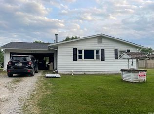 1902 E Bodenhafer Dr, Kendallville, IN 46755