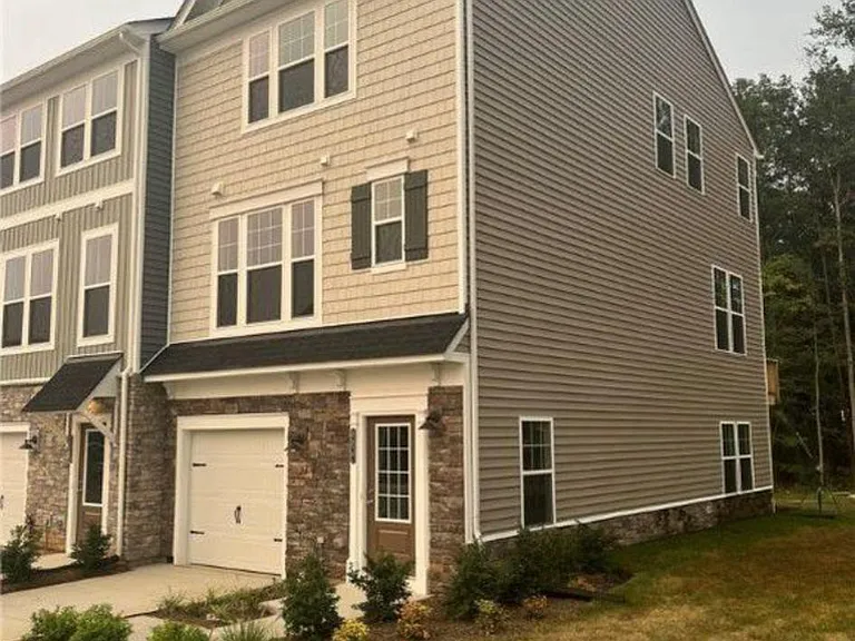 8837 Foxway Ridge Ln — Photo 2