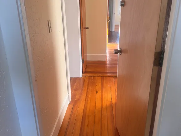 197 Sheridan Ave Floor 3, Medford, MA 02155