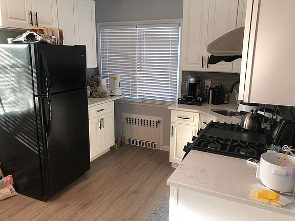 2nd image of 72-18 164th St #2