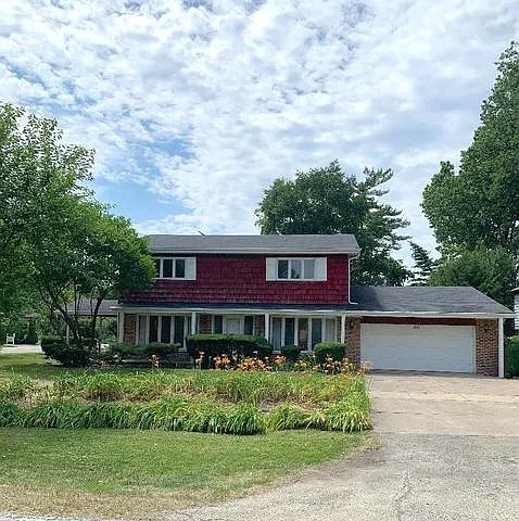 421 Hibbard Rd photo 1