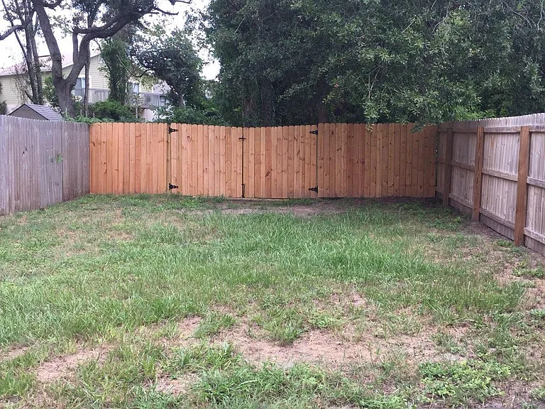 2102 Bay Rd — Photo 4