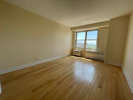 5th image of 123-33 83rd Ave #605