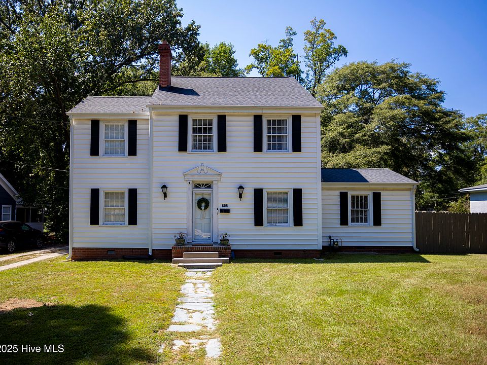 1st image of 606 S Elm St