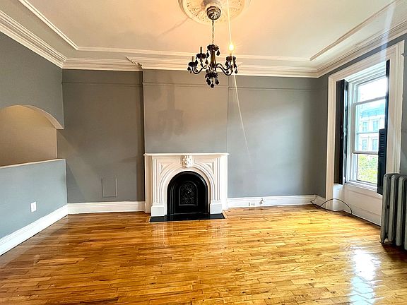 2nd image of 26 Herkimer St #3