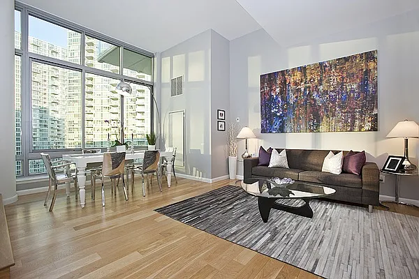 Sold by Nest Seekers International | media 3