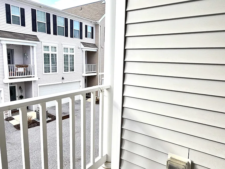 3034 Meridian Cmns #B — Photo 29