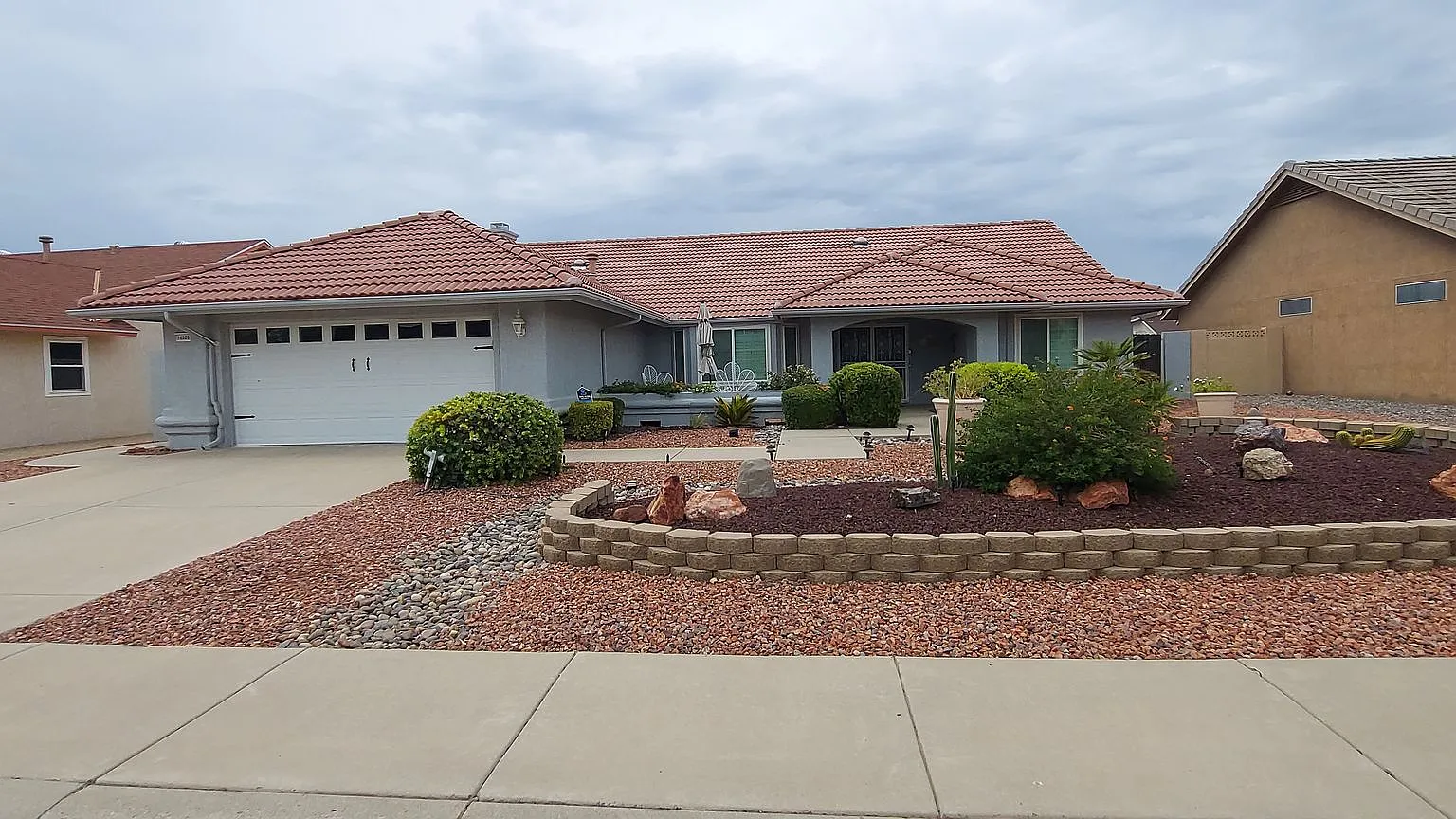 Desirable Furnished Sun City West Home — Photo 1