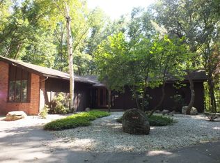 99 Captain Rd, Longmeadow, MA 01106