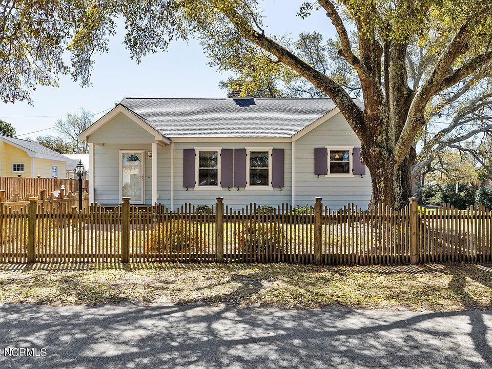 1st image of 2721 Piney Park Cir