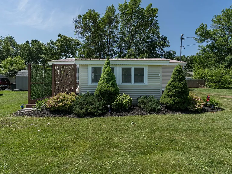 105 Brown Shores Rd — Photo 58