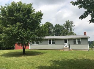 7079 Kings Ridge Rd SW, Newcomerstown, OH 43832