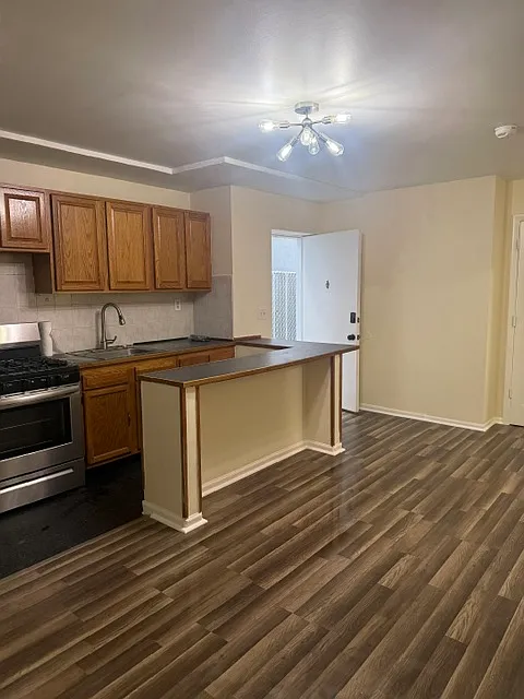 1 bed, 600 sqft, $1,500 — Photo 2
