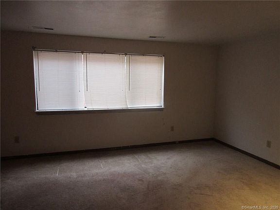 3rd image of 20 Amsterdam Ave Unit 2B