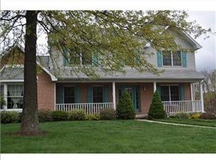 928 Rockland Dr, Pittsburgh, PA
