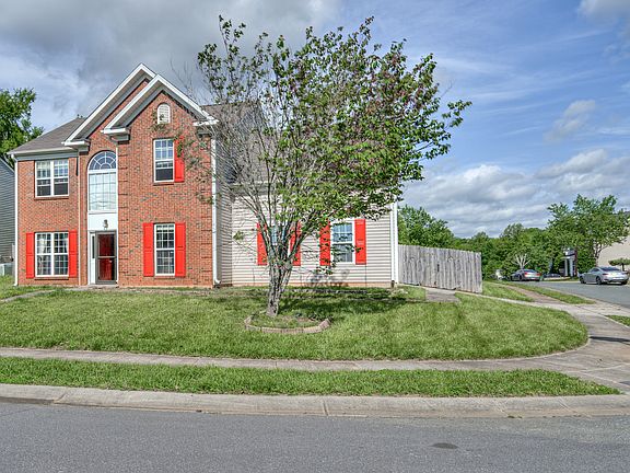 3rd image of 9213 Atlas Cedar Dr