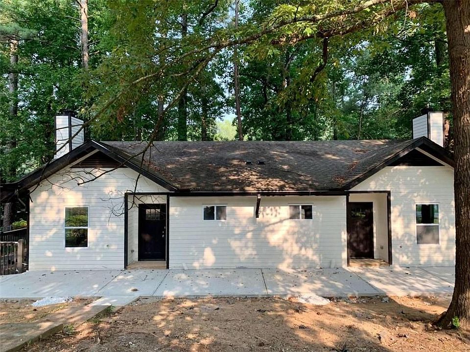 1st image of 2144 Wells Dr SE #2144