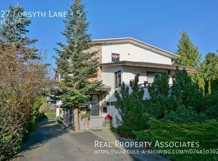 527 Forsyth Ln APT 5, Edmonds, WA 98020