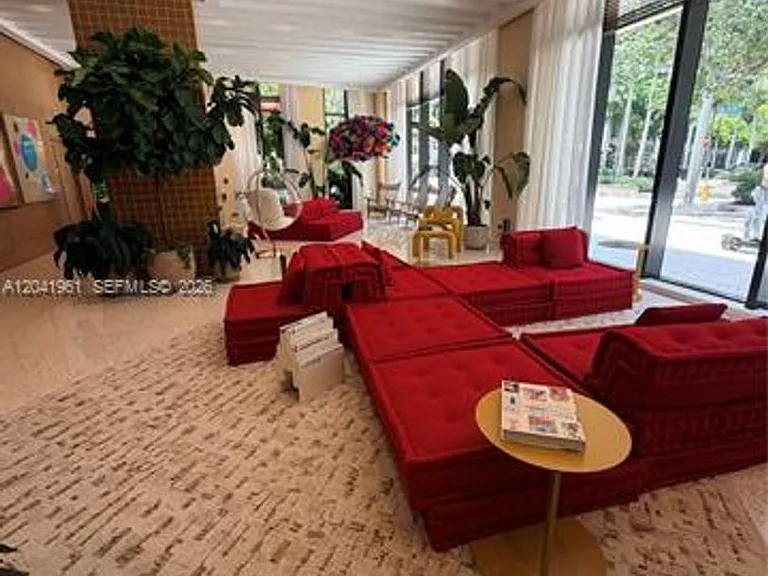 90 NE 32nd St #CU-702 — Photo 4