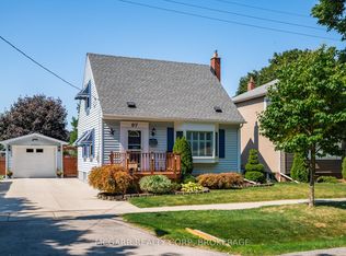 97 Else St, Saint Catharines, ON L2N2C4