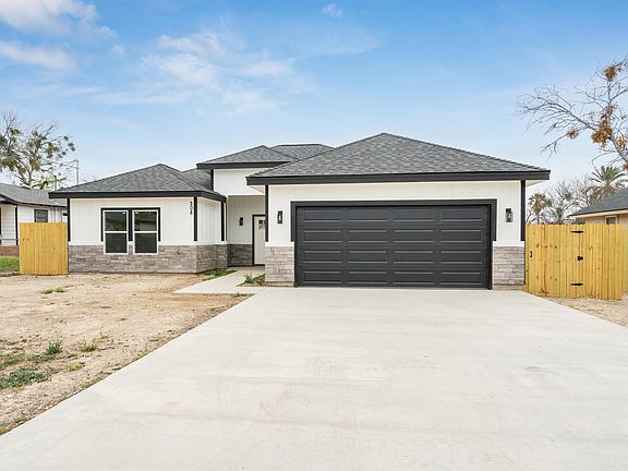 2nd image of 208 W 4th St