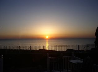 6388 Sterling Dr, Newport, MI 48166