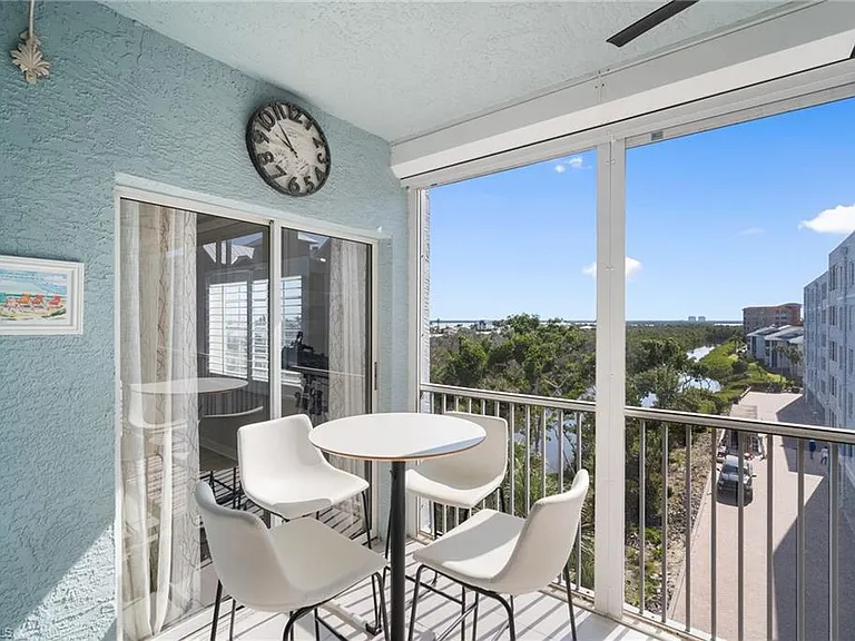 22748 Island Pines Way #403 — Photo 32