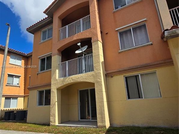 17602 NW 25th Ave APT 107