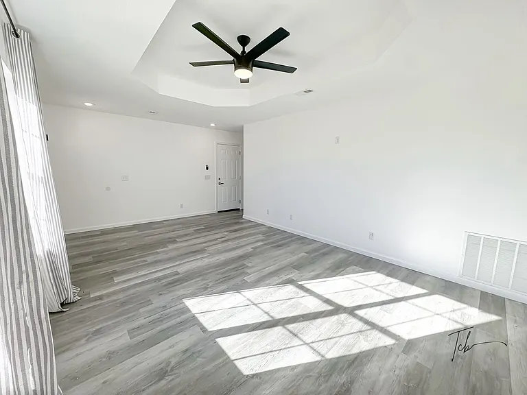 11 Holly Dr #B — Photo 4