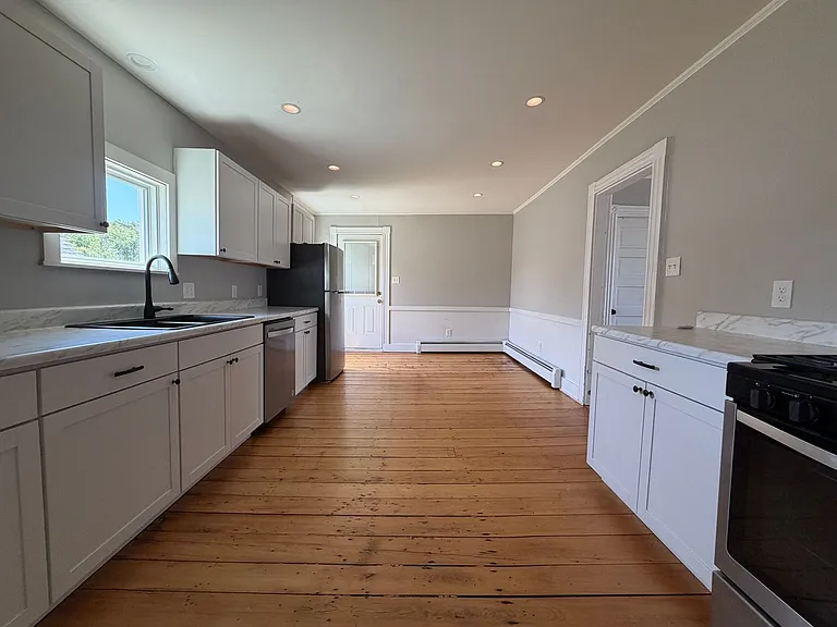 71 Preble Street — Photo 10