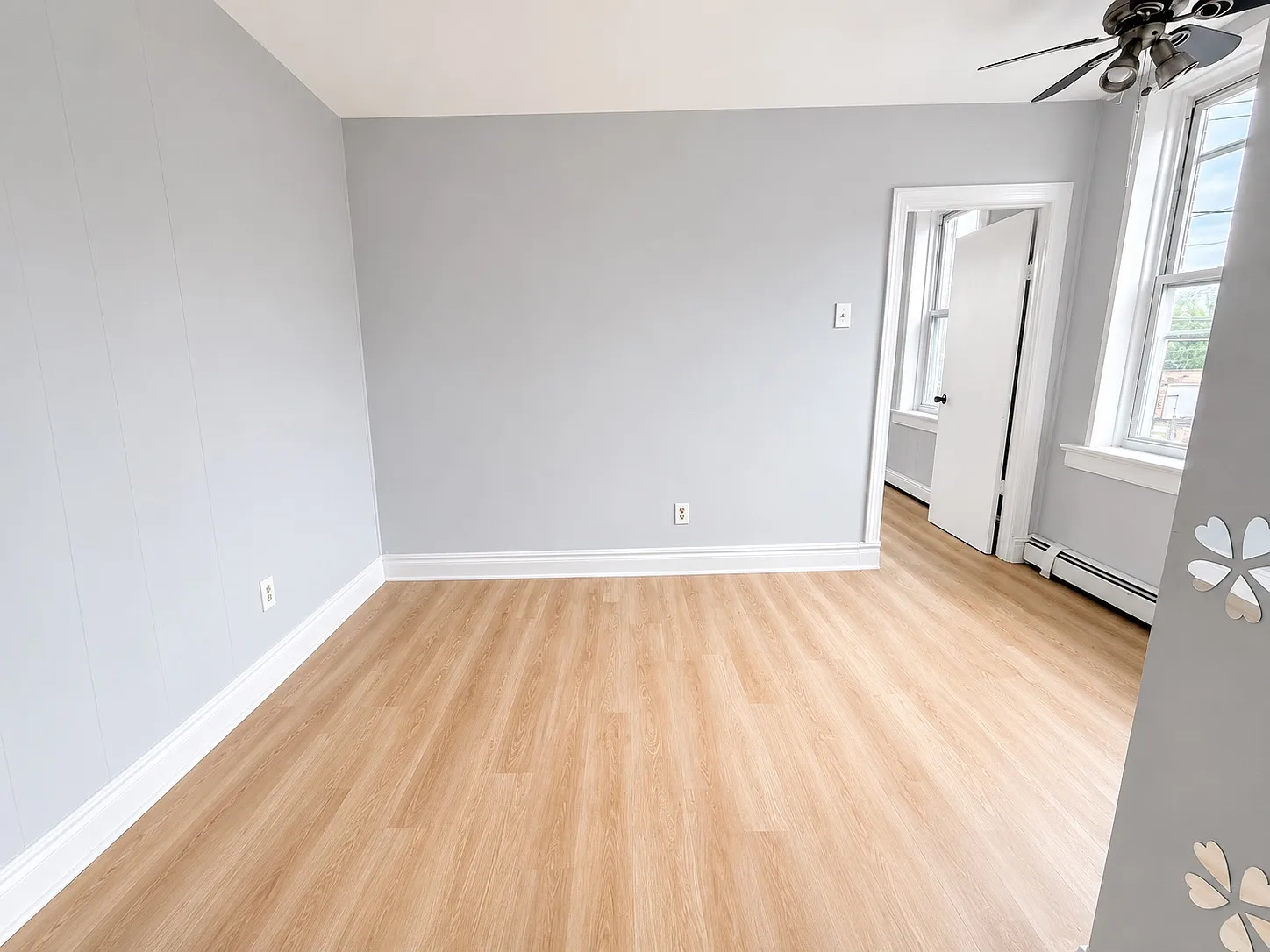 2 bed, $2,000 — Photo 4