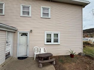 906 Line St APT 5, Easton, PA 18042